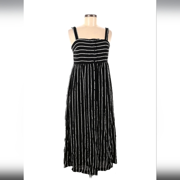 Forever 21 Dresses & Skirts - Forever 21 contemporary midi dress M